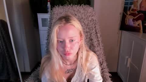 Snapshot of kris_grant chatting on October 4, 10:24 am kris_grant online show from October 4, 10:24 am