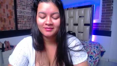 kriss_sweetboobs online show from October 8, 12:55 pm