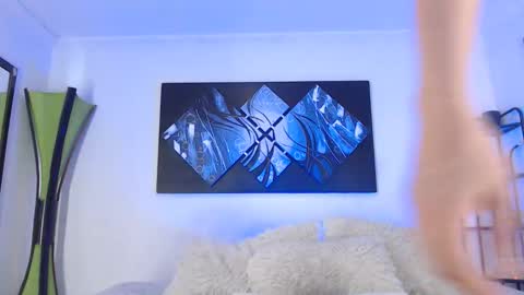 Andrea online show from November 26, 6:37 pm