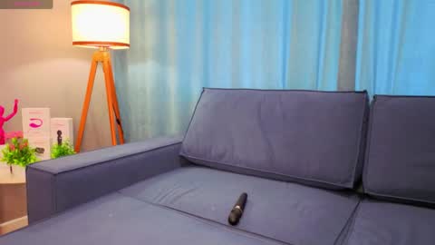 Kristen online show from April 24, 1:24 pm