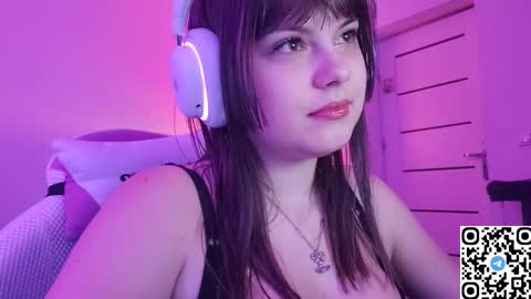 Christie online show from December 18, 8:59 pm