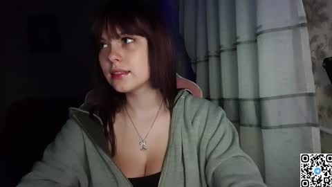 Christie online show from October 4, 6:28 pm