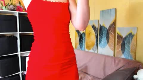 Christina online show from March 12, 4:11 pm