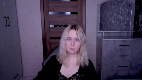 Kristy online show from April 28, 2:27 am