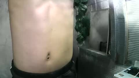 Snapshot of kritthanarkorn chatting on October 30, 10:16 am kritthanarkorn online show from October 30, 10:16 am