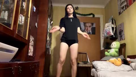 Mira online show from February 10, 8:34 pm