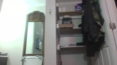 krystltymeup online show from March 1, 8:07 am