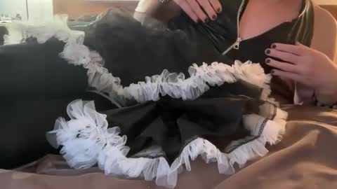 KTfemboy online show from April 5, 6:54 am