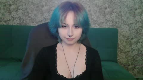 Alice online show from April 2, 2:24 pm