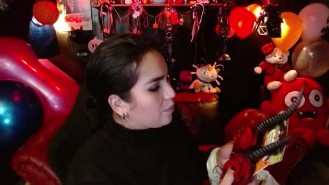 Fetiche Woman online show from October 14, 7:50 pm