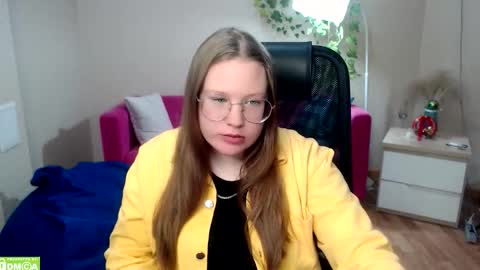 kuri_u online show from January 15, 9:40 am