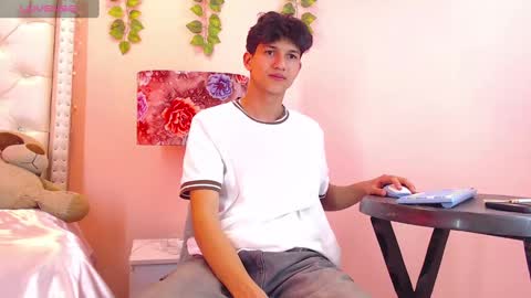 JASON online show from October 21, 4:32 pm