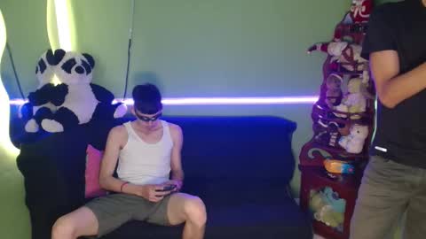 kurtwillms online show from December 2, 12:09 am