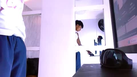 Kyle Dimons online show from February 25, 11:03 am