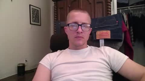 kylerace online show from April 8, 1:30 am