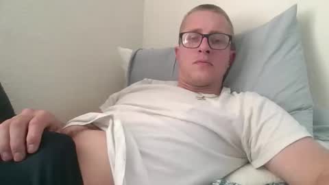 kylerace online show from April 16, 12:33 am