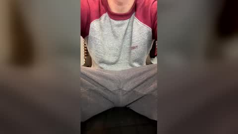 kylerace online show from April 3, 9:33 pm