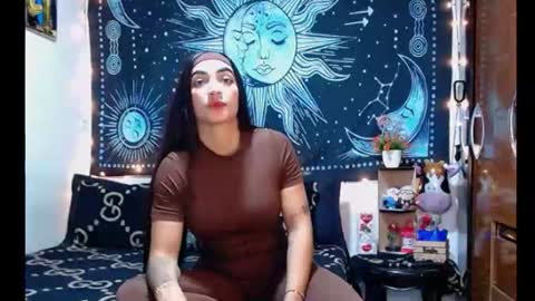 kylie online show from June 23, 11:44 pm