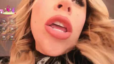  Kylie  online show from September 30, 3:22 pm