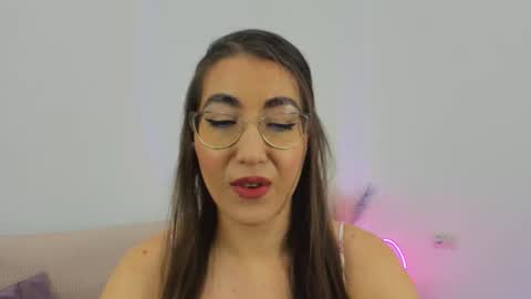 Kylie online show from October 2, 7:23 pm