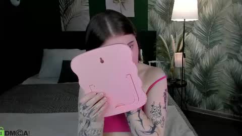 Kylie online show from June 10, 3:50 am