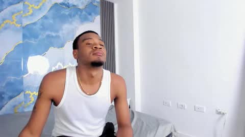 Kaylie And Jhony online show from November 26, 9:11 pm