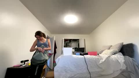 Kylie online show from October 28, 8:10 pm