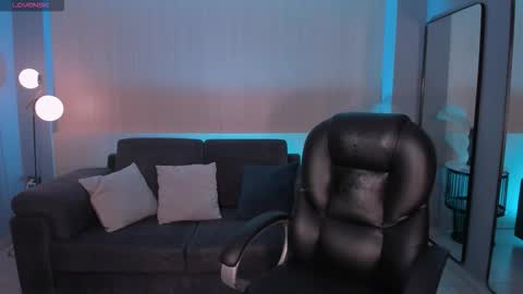 Kylie Jenkins online show from February 27, 11:36 am