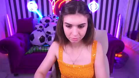 Nicole online show from July 7, 6:47 am