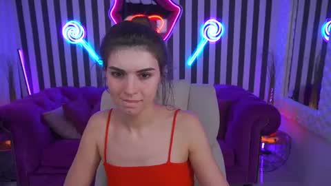 Nicole online show from June 23, 11:17 am