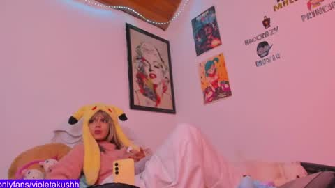   online show from June 14, 1:49 am