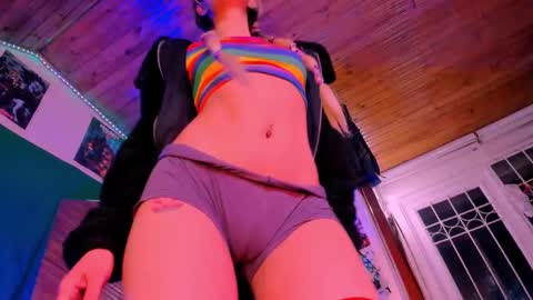   online show from October 13, 4:25 am