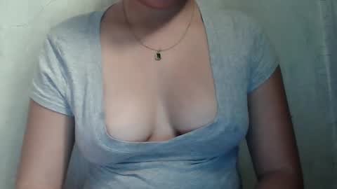 kylie online show from March 18, 1:44 am