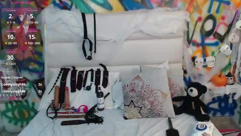 Kylie online show from October 24, 11:00 am