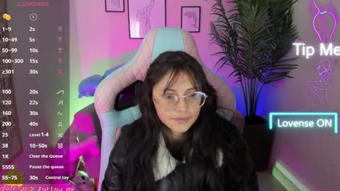 Snapshot of kyomi_chang chatting on February 26, 12:05 pm Kyomi online show from February 26, 12:05 pm