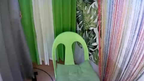 kyutshyne online show from September 29, 8:02 am