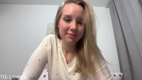 lina online show from February 1, 12:30 am