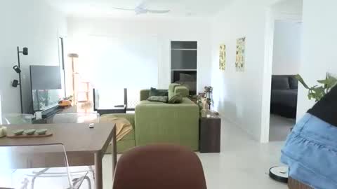 l4dyc4pricorn76 online show from April 28, 2:27 am