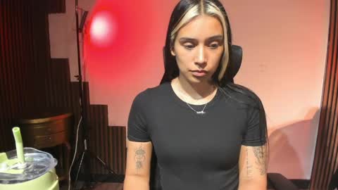 T A T I A N A online show from May 5, 8:25 pm