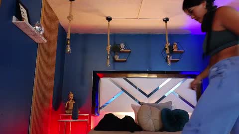 Cris  online show from September 17, 11:24 am