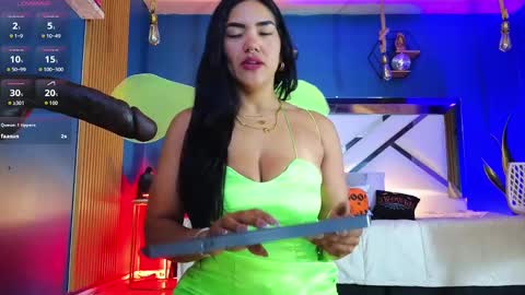 Cris  online show from October 18, 11:47 am