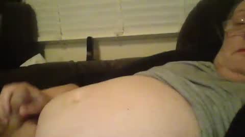 labialuv2suck online show from February 13, 8:55 pm