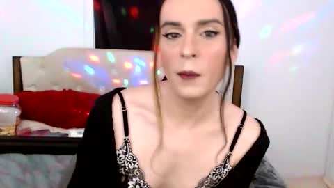 Lacey Phoenix online show from February 20, 3:28 am