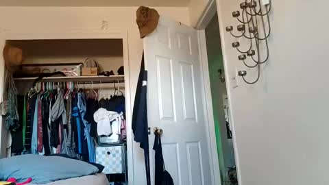 lacybell online show from December 20, 9:44 pm