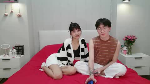 Snapshot of ladifem chatting on October 8, 5:13 am Lilid Liis online show from October 8, 5:13 am