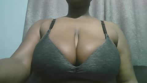 lady_dearra online show from November 7, 4:59 am