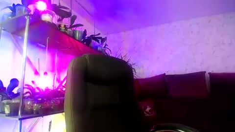 Lady Gloria online show from July 5, 8:21 am