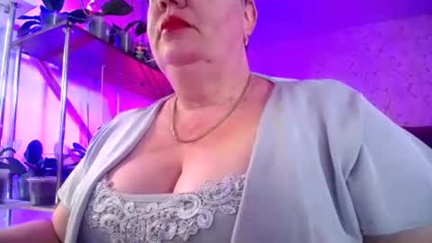 Lady Gloria online show from June 16, 12:42 pm