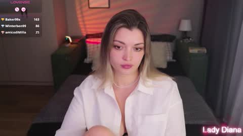 ladylancaster online show from November 19, 3:11 pm