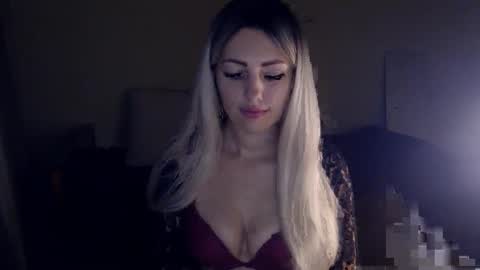 Monika online show from December 27, 1:28 pm